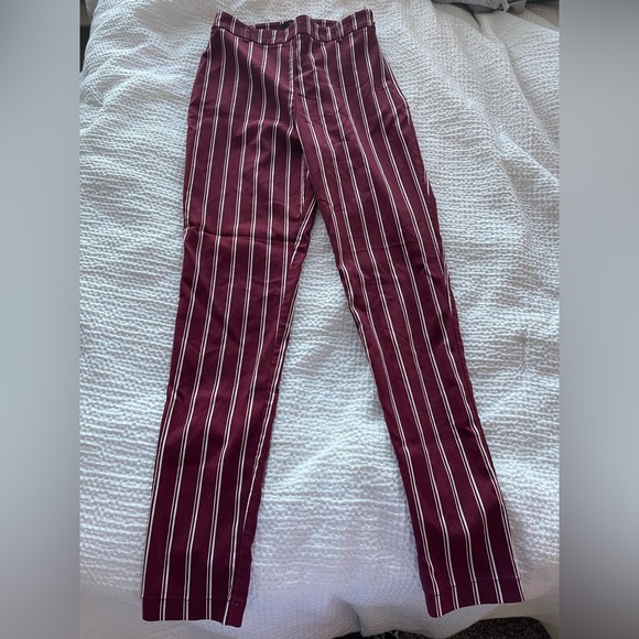 Forever 21 Red & White Striped Work Pants / Trousers - Picture 2 of 5